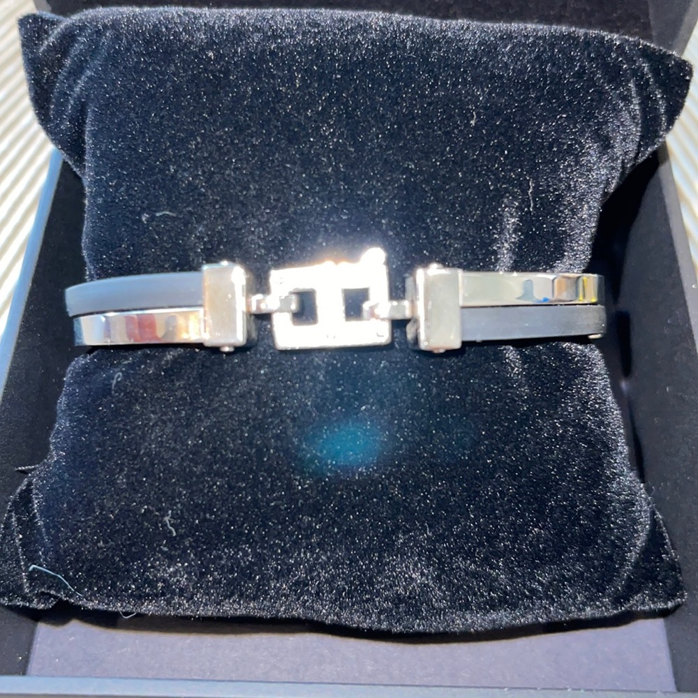 Stainless steel with black men’s bracelet